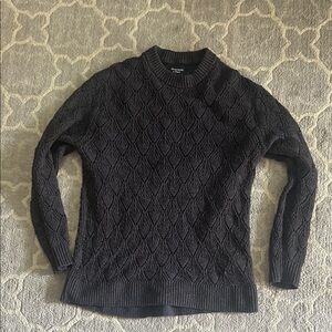 Abercrombie & Fitch Sweater